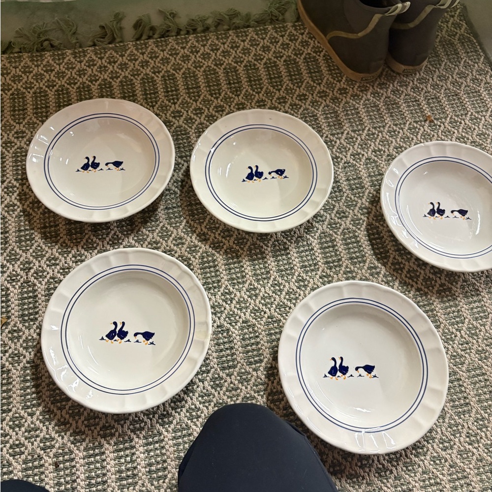 Blue goose plates small chip